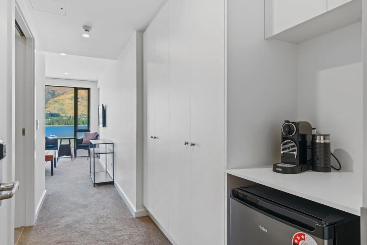 Lake View Studio Apartment Wanaka Eksteriør billede